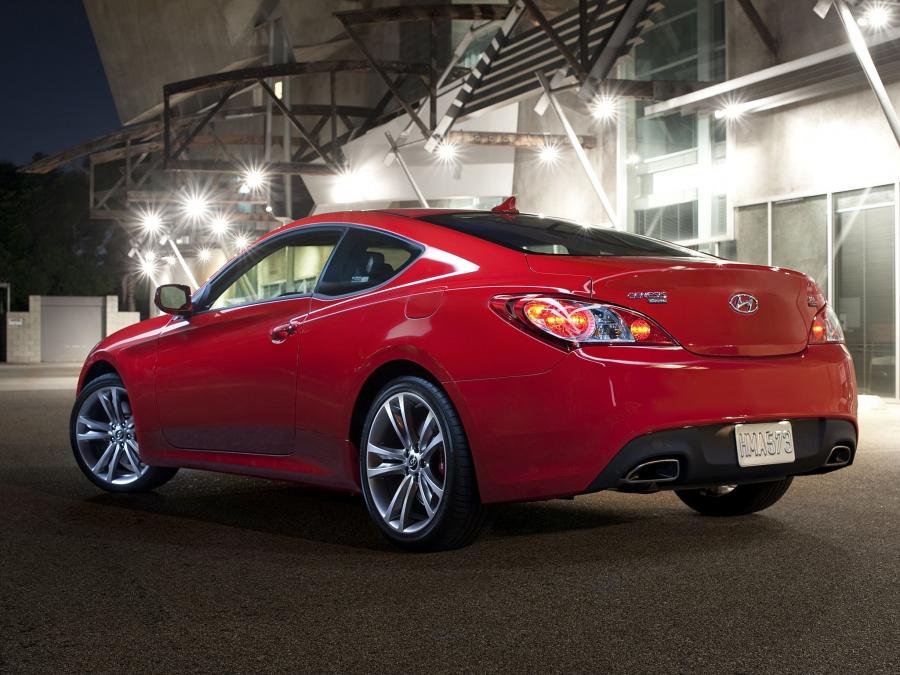  Hyundai Genesis Coupe R-Spec 2009 года  (фото 33 из 36)